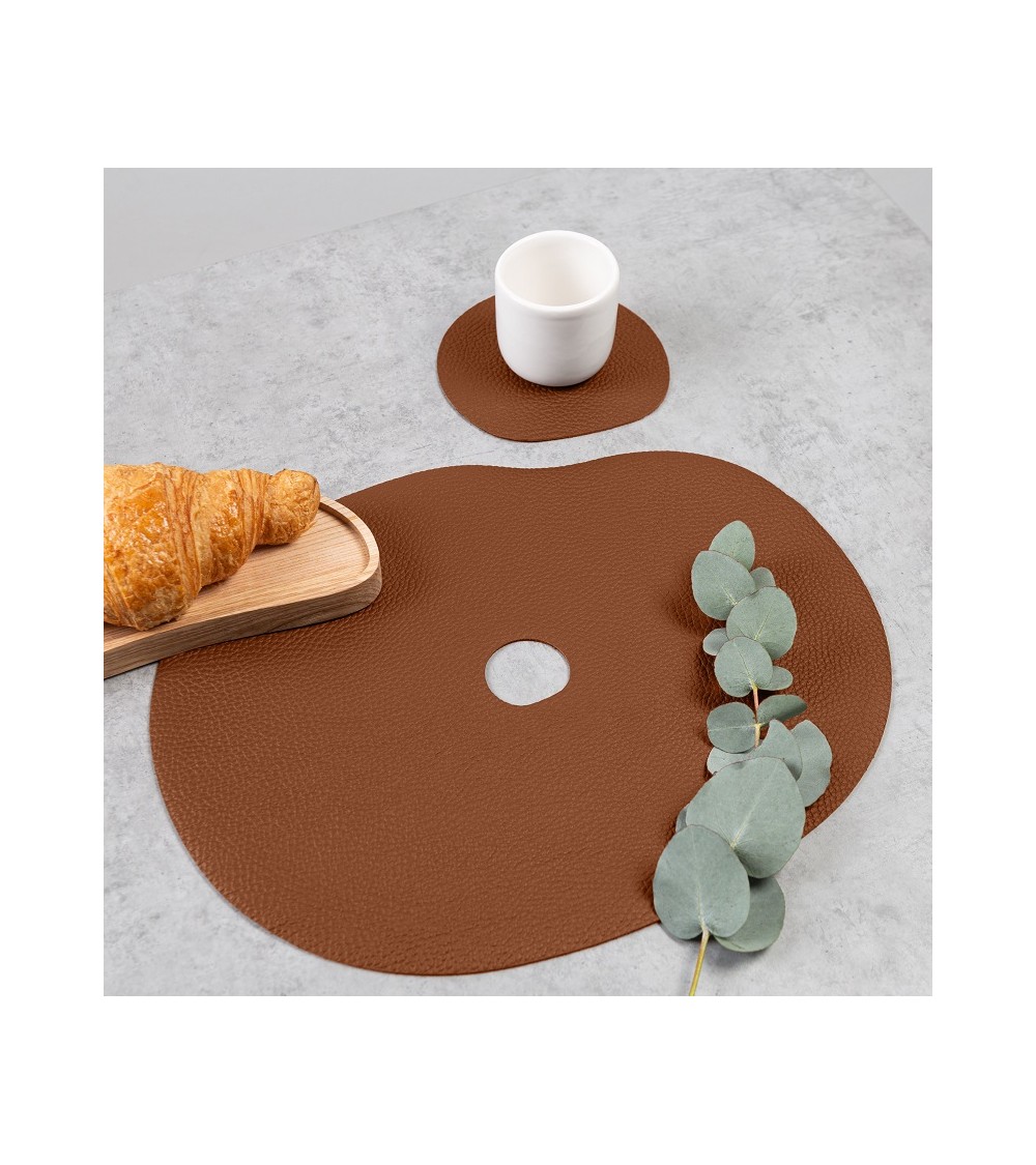 Rust brown table mats