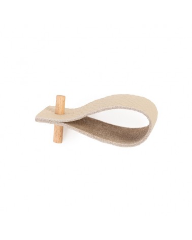 Leather napkin ring with wood