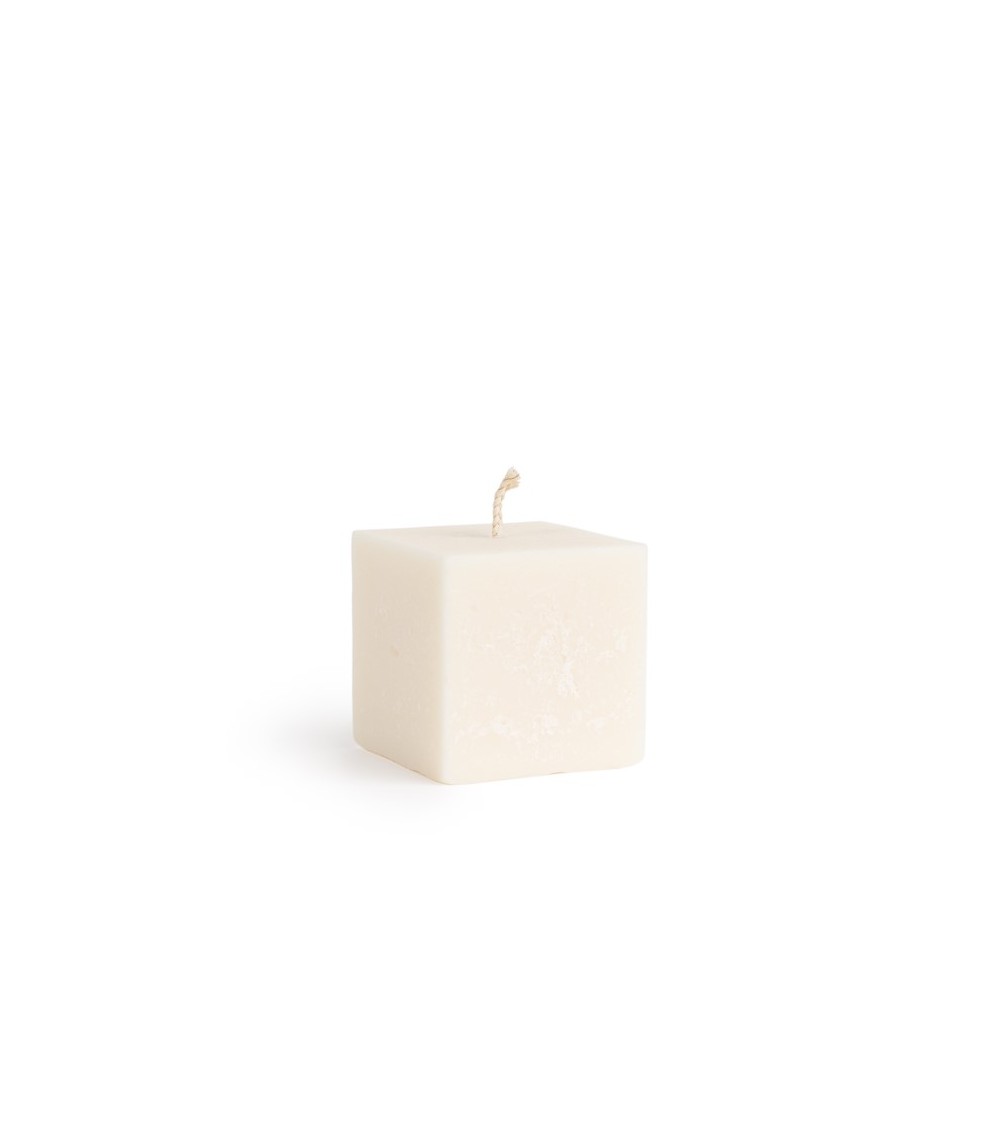 Rapeseed wax candle cube